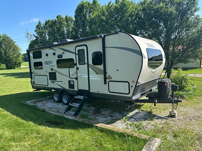 2019 FOREST RIVER FLAGSTAFF MICRO LITE photo 6