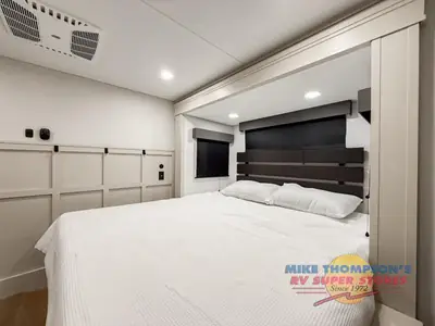 2026 Grand Design Solitude photo 28