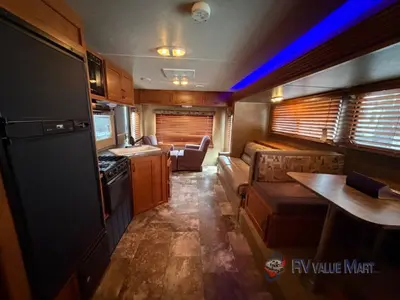 2015 Forest River RV Cherokee Grey Wolf photo 9