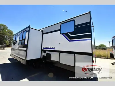 2027 Forest River RV Cherokee Alpha Wolf photo 4