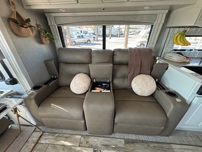 2024 FLEETWOOD DISCOVERY LXE photo 27