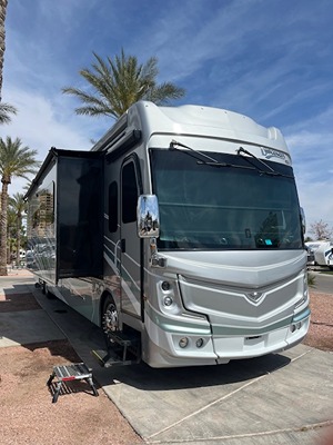 2024 FLEETWOOD DISCOVERY LXE photo 3