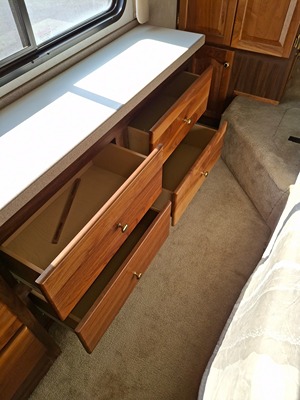 2003 TIFFIN MOTORHOMES PHAETON photo 35