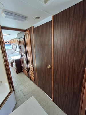 2003 TIFFIN MOTORHOMES PHAETON photo 37