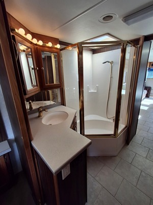 2003 TIFFIN MOTORHOMES PHAETON photo 22