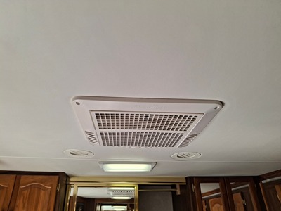 2003 TIFFIN MOTORHOMES PHAETON photo 38