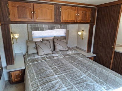 2003 TIFFIN MOTORHOMES PHAETON photo 29