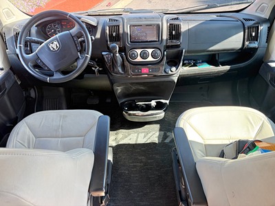 2021 WINNEBAGO TRAVATO photo 4