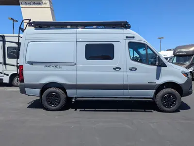 2027 Winnebago Revel Sport 44C photo 15