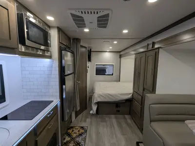 2024 Dynamax Corp Isata 3 Series 24FW photo 21