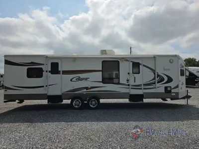 2014 Keystone RV Cougar X-Lite photo 9