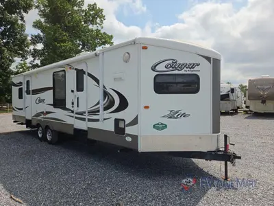 2014 Keystone RV Cougar X-Lite photo 2