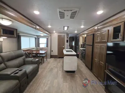2019 Forest River RV Flagstaff Classic Super Lite photo 10