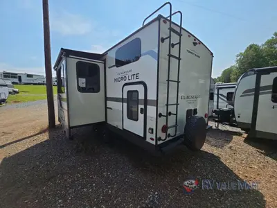 2027 Forest River Flagstaff Micro Lite photo 6