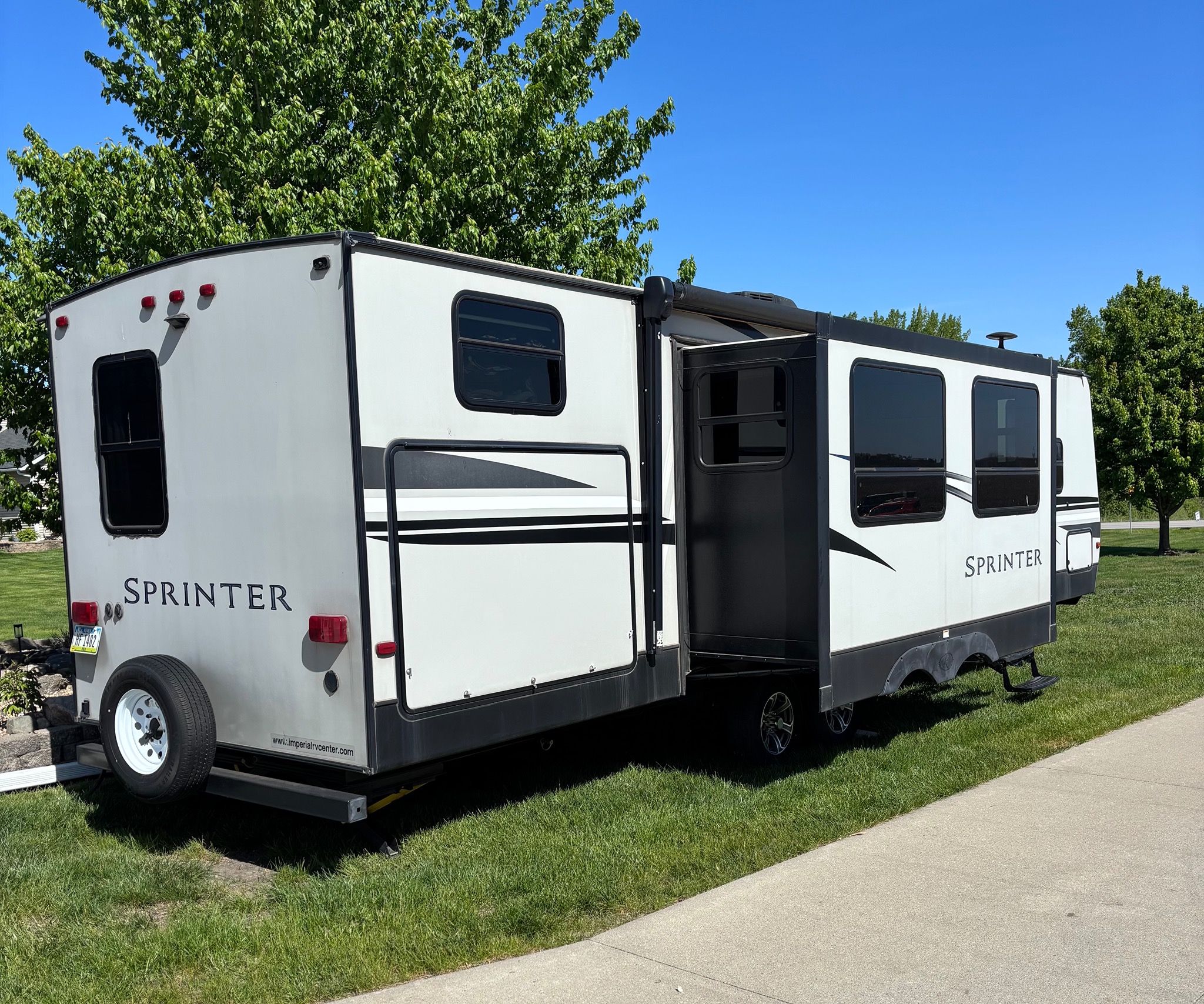 2019 KEYSTONE SPRINTER exterior