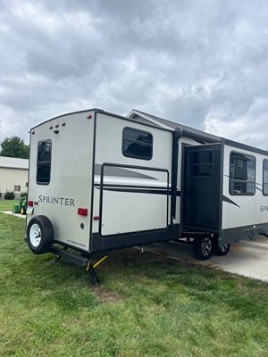2019 KEYSTONE SPRINTER photo 9