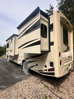 2019 JAYCO PRECEPT photo 12