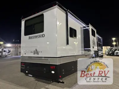 2025 Redwood RV Regency photo 3