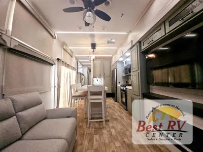 2025 Redwood RV Regency photo 41