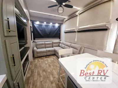 2025 Redwood RV Regency photo 23