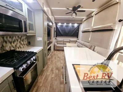 2025 Redwood RV Regency photo 20