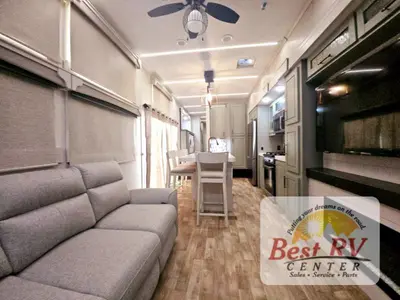2025 Redwood RV Regency photo 34