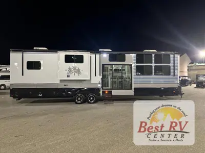 2025 Redwood RV Regency photo 2