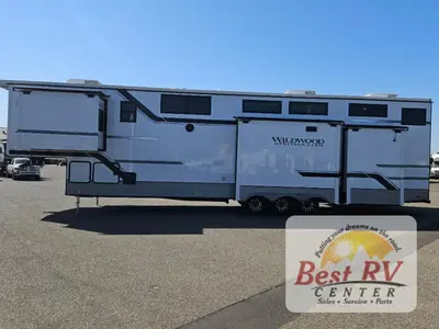 2025 Forest River RV Wildwood Heritage Glen photo 9