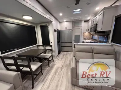 2025 Keystone RV Alpine photo 29