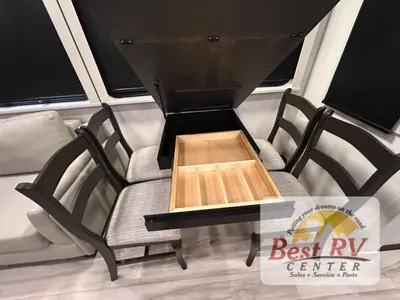 2025 Keystone RV Alpine photo 34