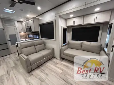 2025 Keystone RV Alpine photo 18