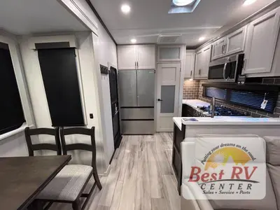 2025 Keystone RV Alpine photo 35