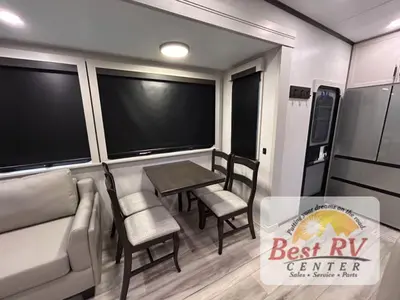 2025 Keystone RV Alpine photo 32