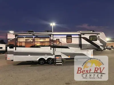 2026 Keystone RV Alpine photo 2