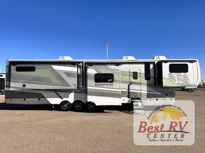 2026 Redwood RV Redwood photo 2
