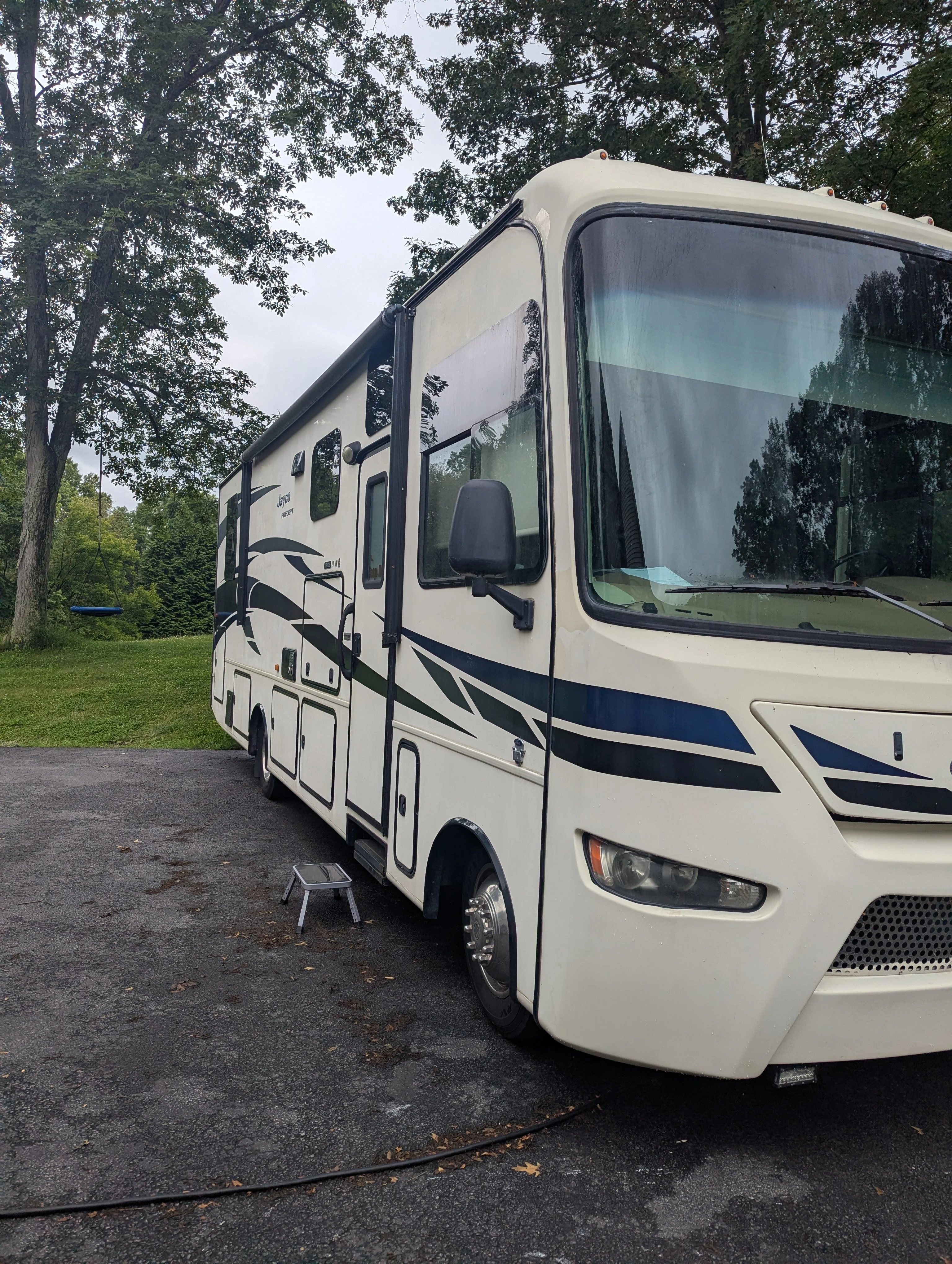 2015 JAYCO PRECEPT exterior