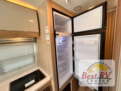 2027 Thor Motor Coach Vegas photo 33