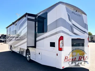 2027 Thor Motor Coach Palazzo photo 5