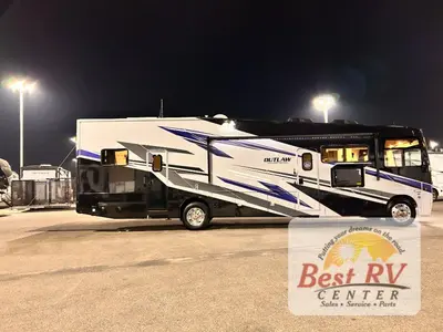 2026 Thor Motor Coach Outlaw Wild West Edition photo 2