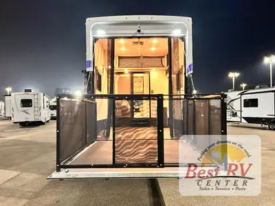 2026 Thor Motor Coach Outlaw Wild West Edition photo 5