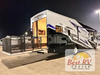 2026 Thor Motor Coach Outlaw Wild West Edition photo 4
