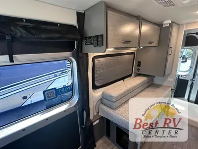 2025 Thor Motor Coach Twist photo 25