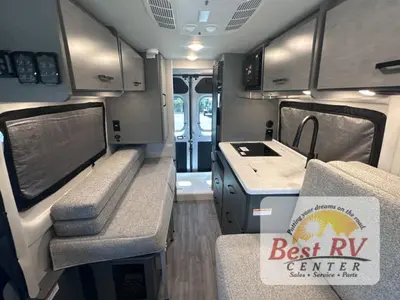 2025 Thor Motor Coach Twist photo 22