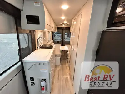 2026 Thor Motor Coach Tellaro photo 16