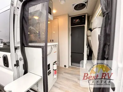 2026 Thor Motor Coach Tellaro photo 13