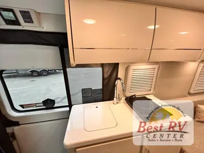 2026 Thor Motor Coach Tellaro photo 29