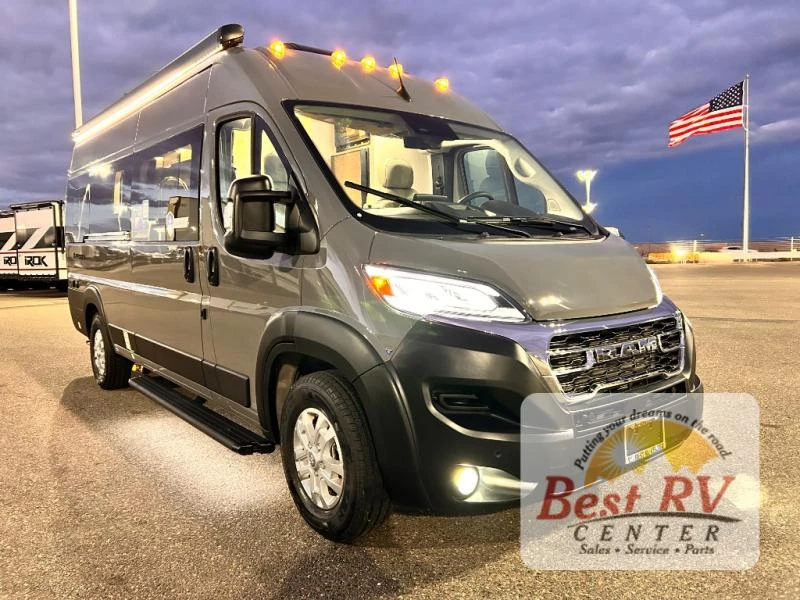 2026 Thor Motor Coach Tellaro exterior