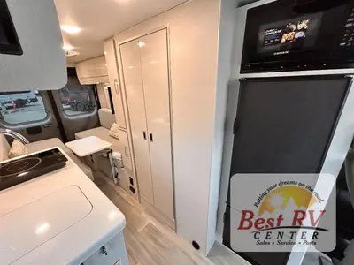2026 Thor Motor Coach Tellaro photo 24