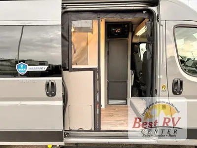 2026 Thor Motor Coach Tellaro Sport photo 10