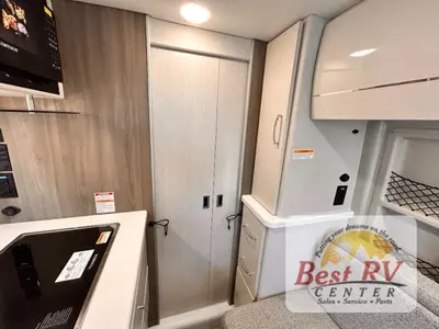 2026 Thor Motor Coach Rize photo 44